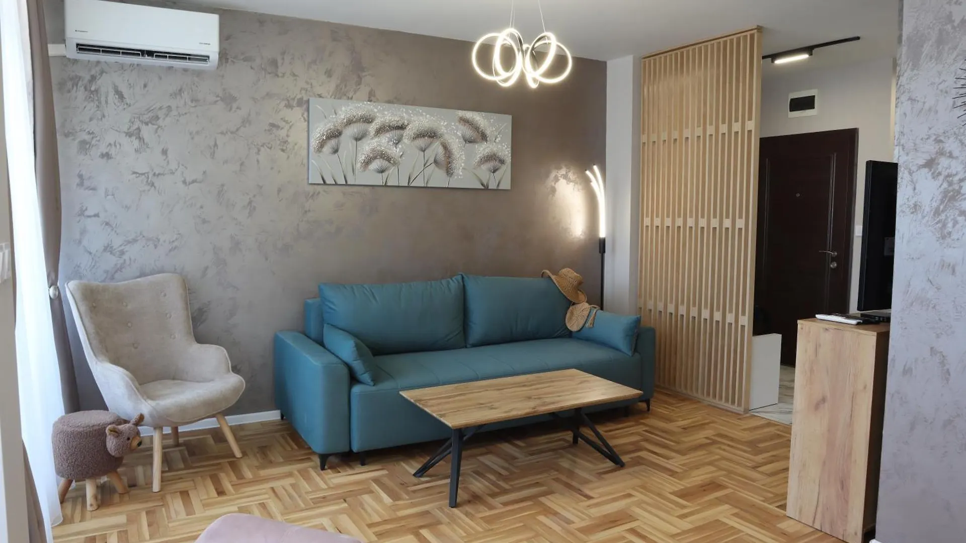 Studios Near To Burgas Free University 0*,  Bulgaria