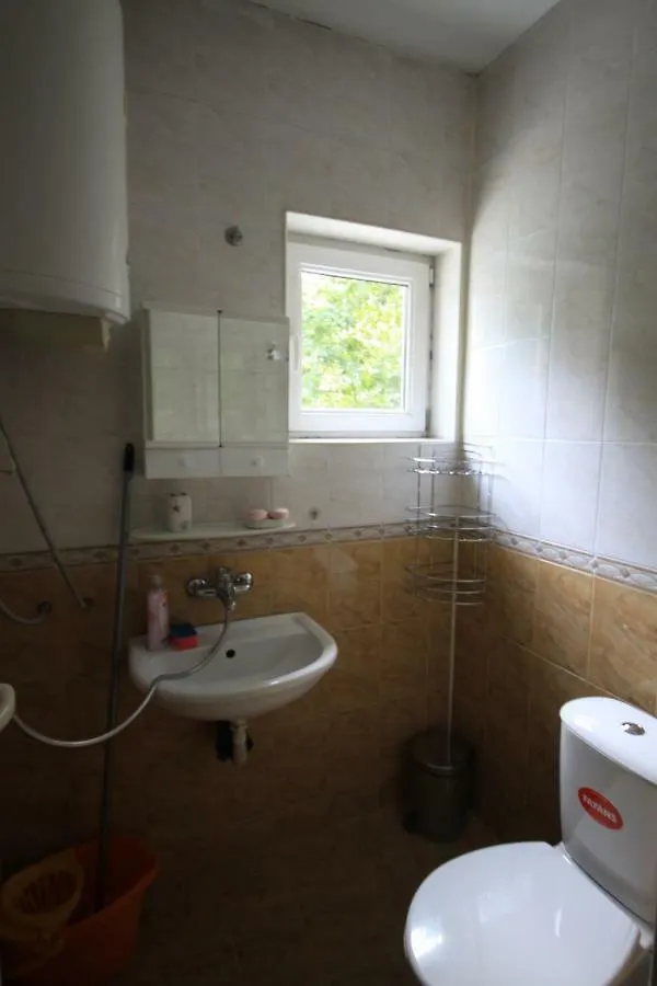 Apartment Studios Near To Burgas Free University